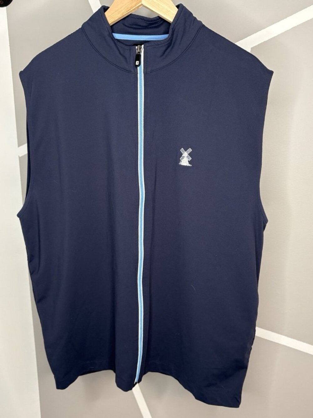 FootJoy Full Zip Knit Golf Vest Men’s L Soft Shell Stretch Navy Blue Logo